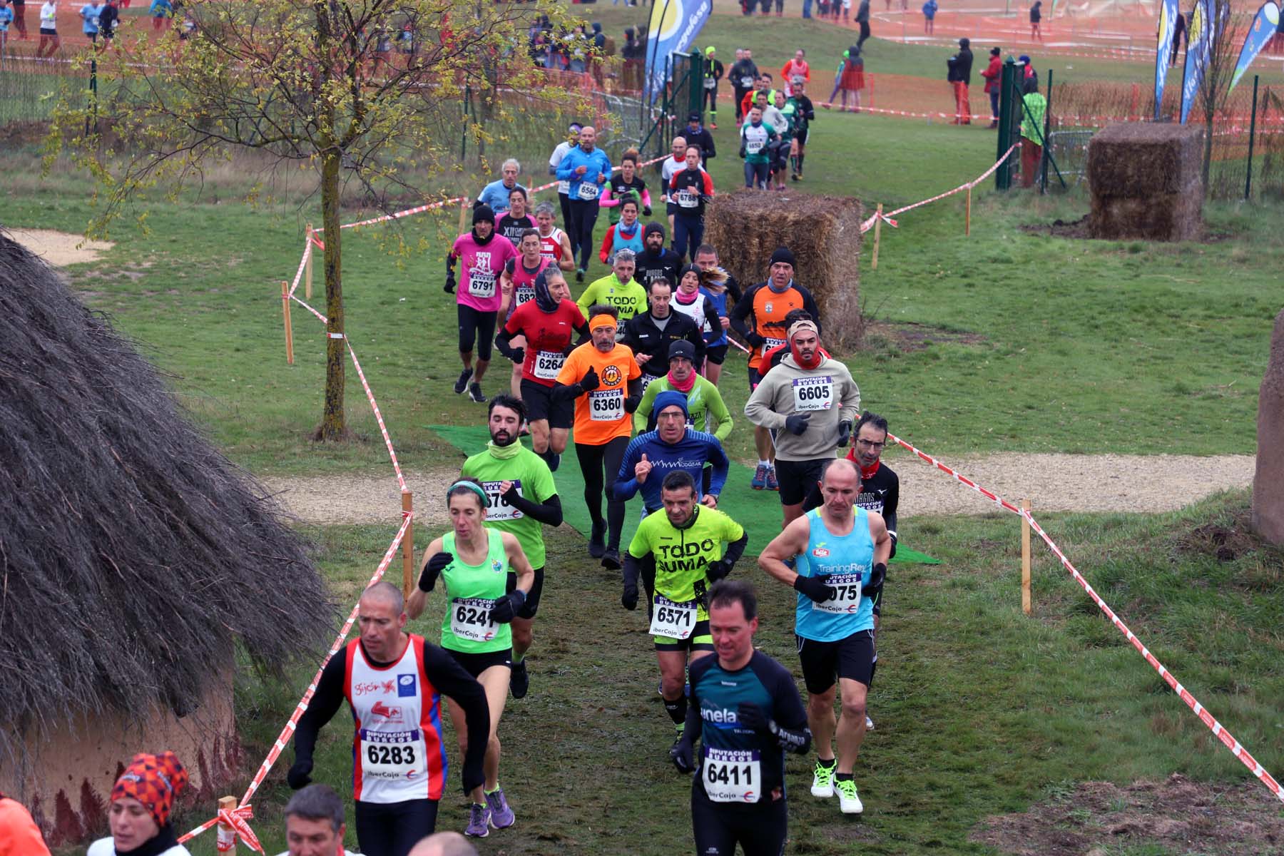 Miles de personas se han vuelto a dar cita en el circuito de Atapuerca. 