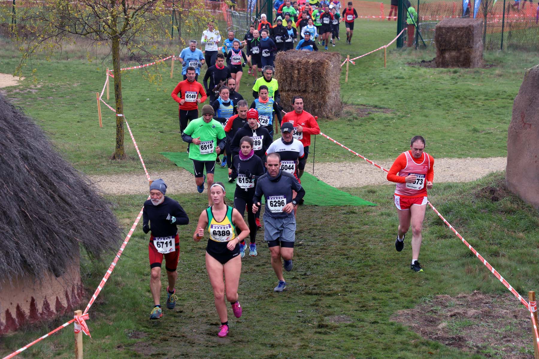 Miles de personas se han vuelto a dar cita en el circuito de Atapuerca. 