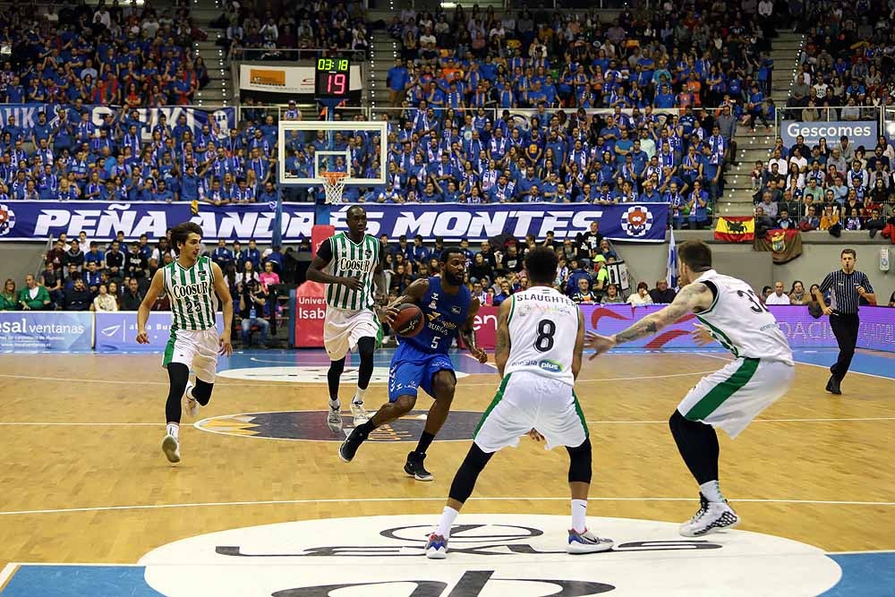 Fotos: Las mejores imágenes del partido entre San Pablo Burgos y Coosur Real Betis