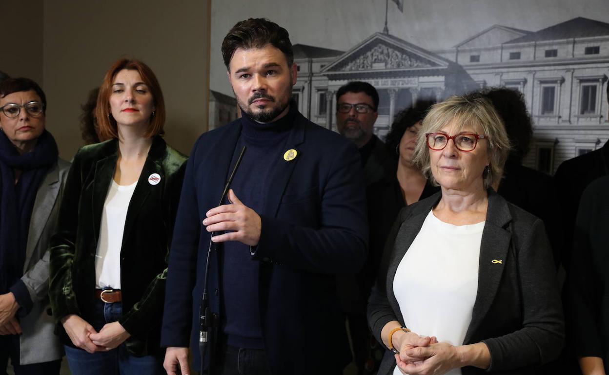 Rueda de prensa de ERC tras presentar sus credenciales como parlamentarios electos.