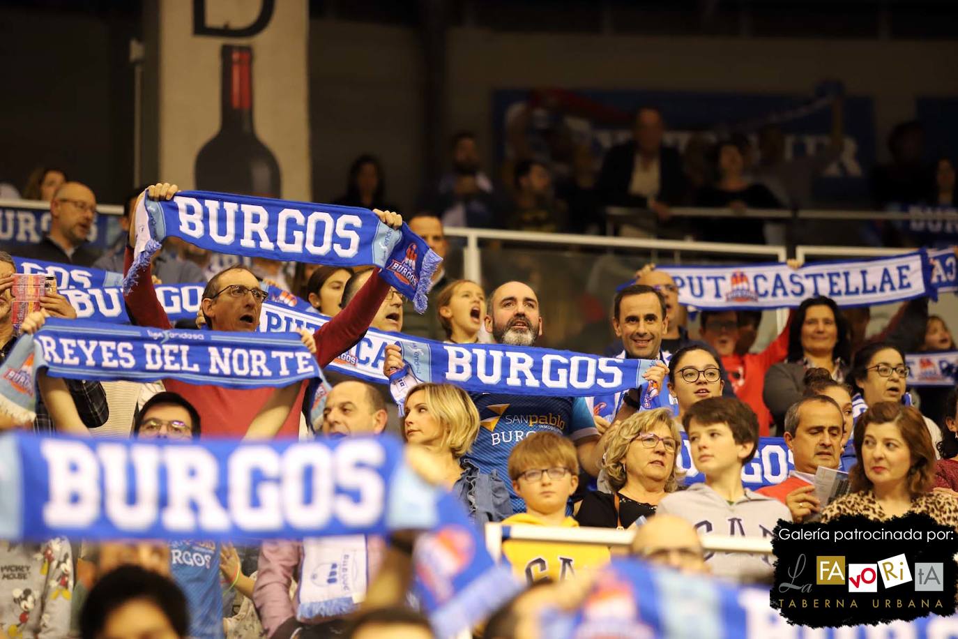 Fotos: El Coliseum vuelve a teñirse de azul