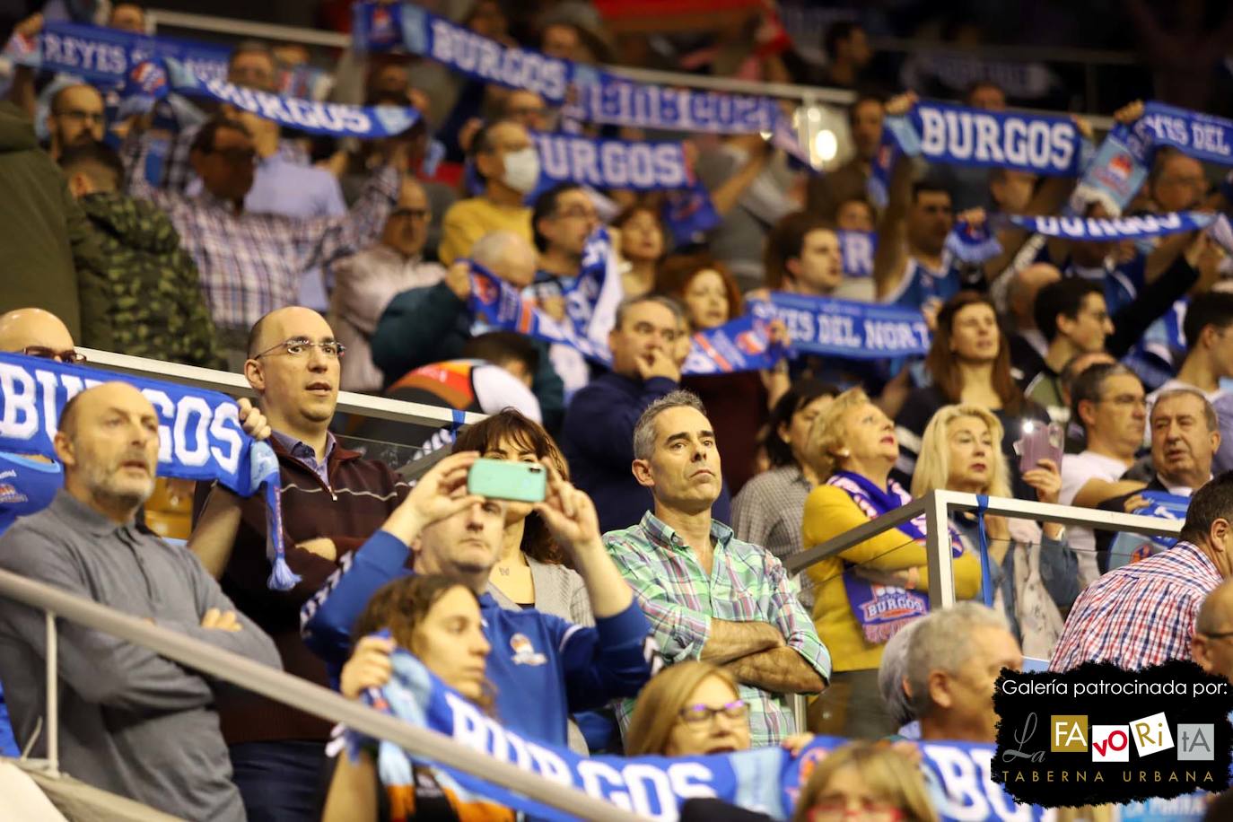 Fotos: El Coliseum vuelve a teñirse de azul