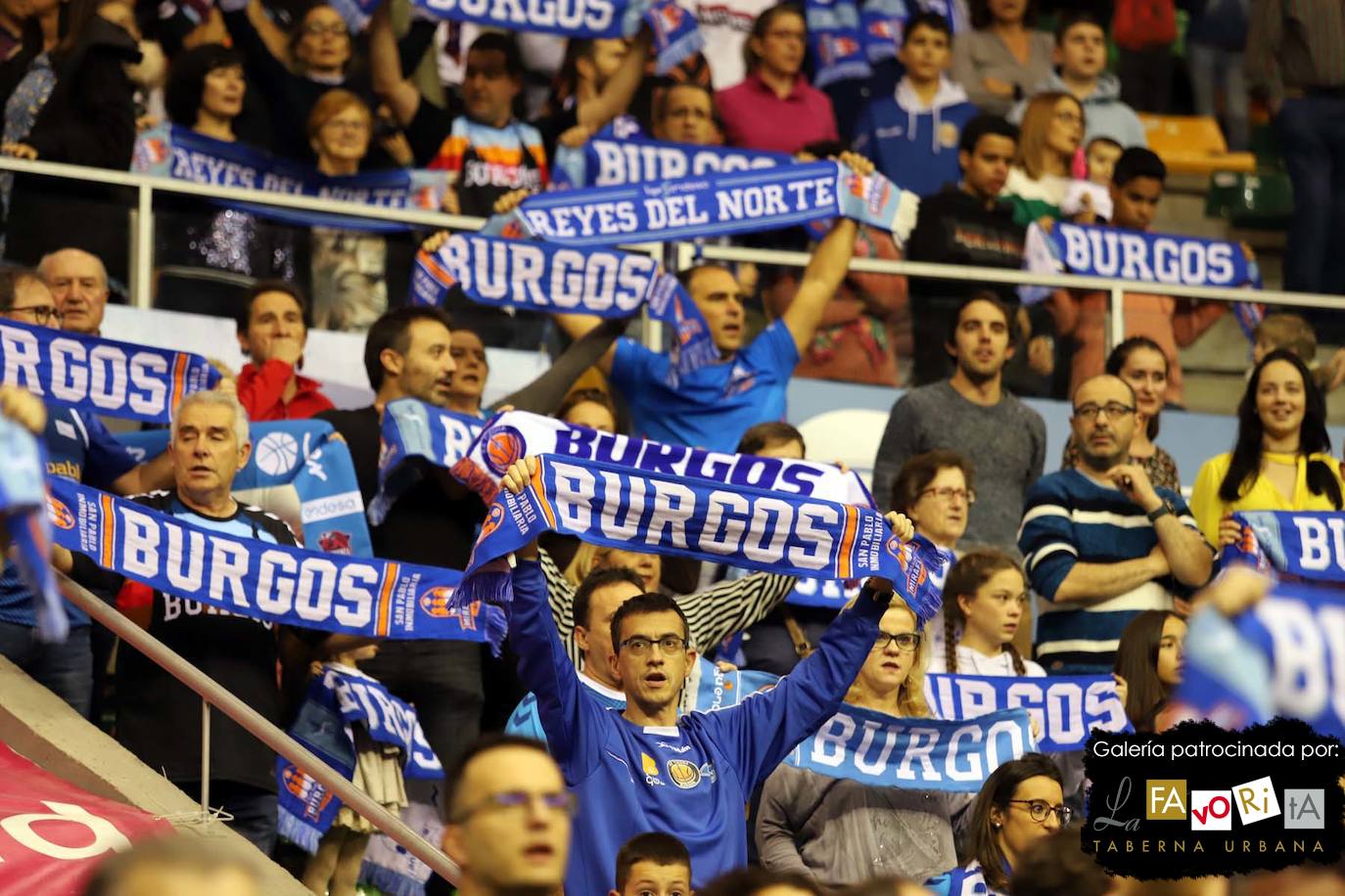 Fotos: El Coliseum vuelve a teñirse de azul