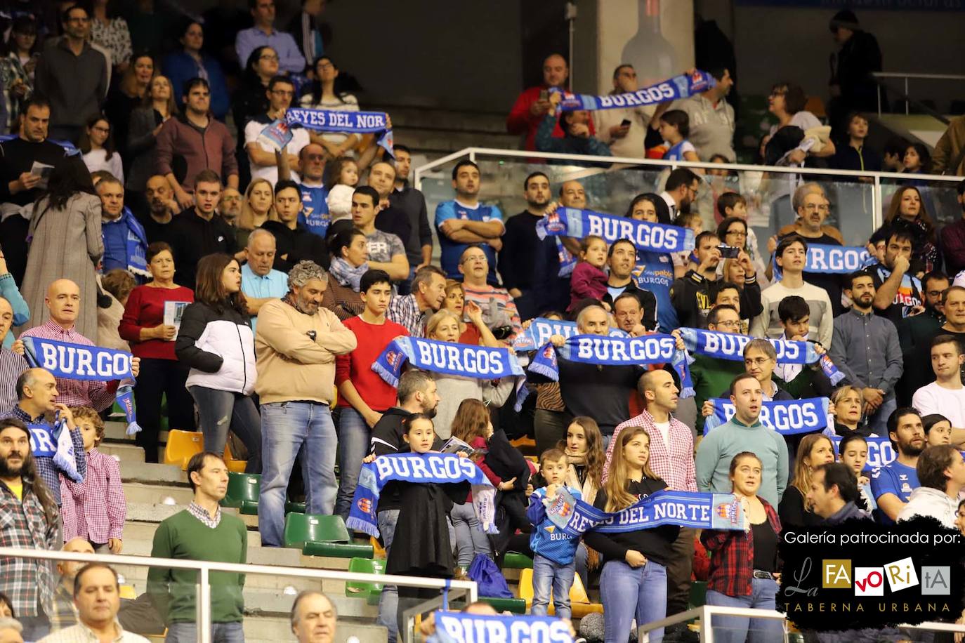 Fotos: El Coliseum vuelve a teñirse de azul