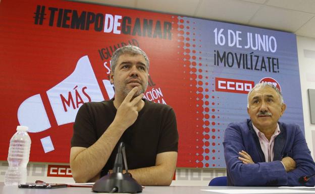 Los líderes de CC OO y UGT niegan que sean emisarios del Gobierno ante Junqueras