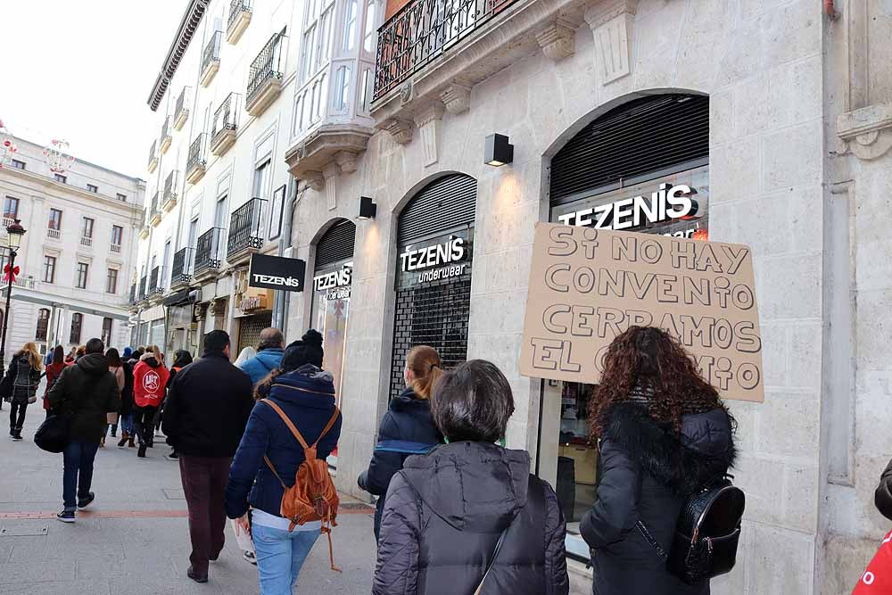 Fotos: Huelga en el comercio de Burgos