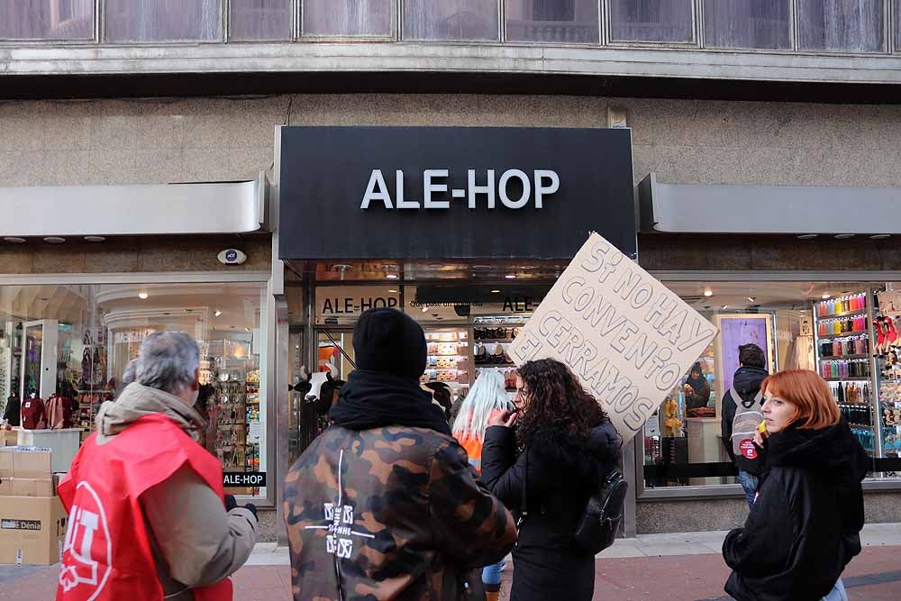 Fotos: Huelga en el comercio de Burgos