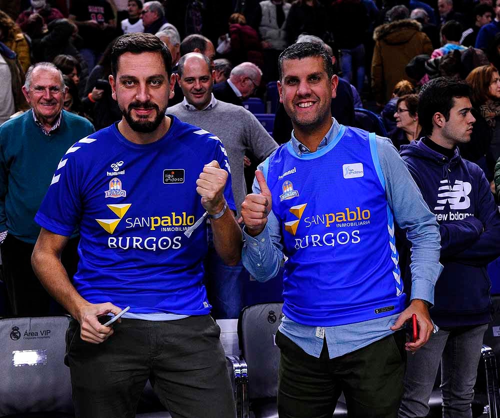 Fotos: La afición del San Pablo Burgos se ha desplazado a disfrutar del encuentro con el Real Madrid