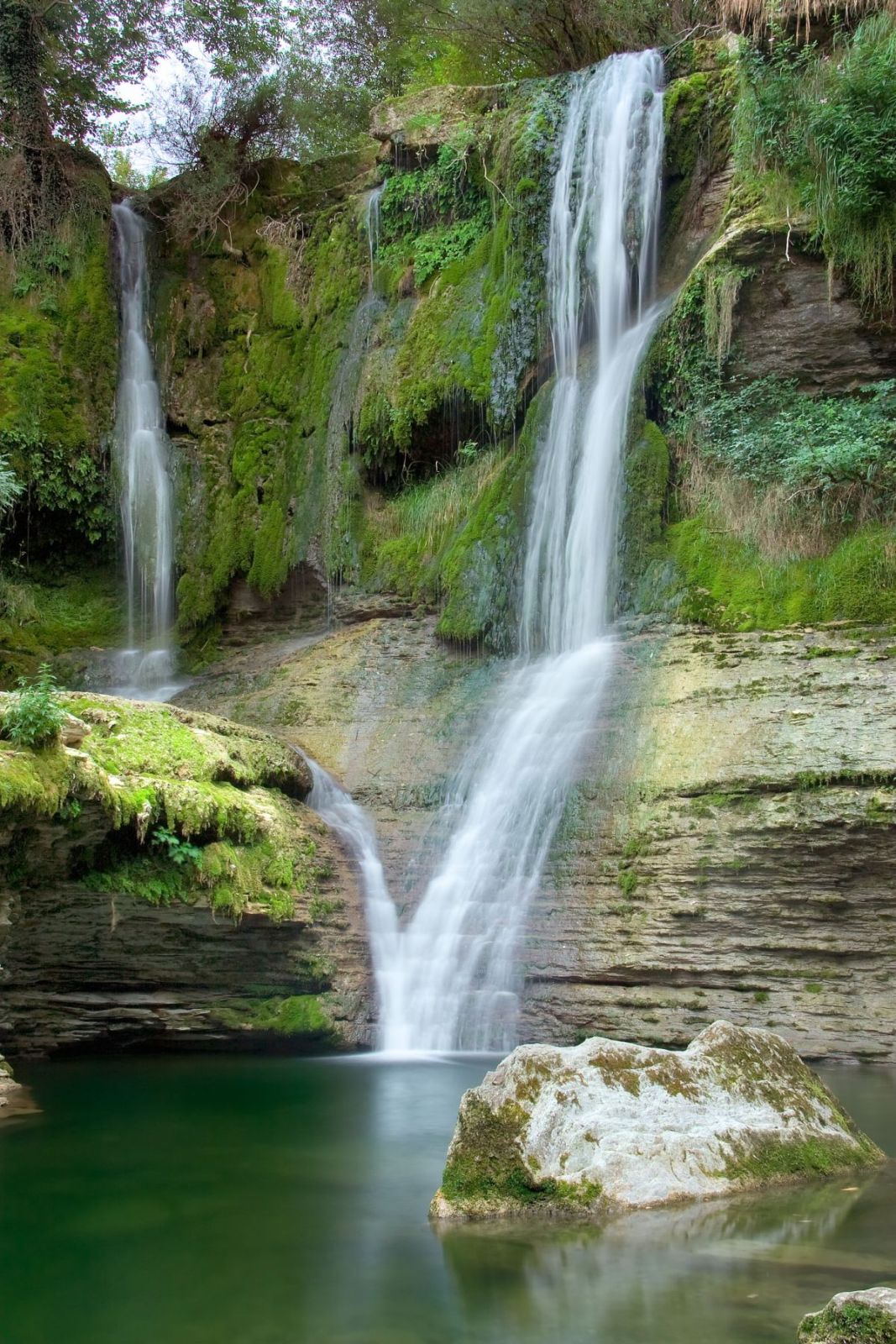 La de Peñaladros es una de las cascadas más interesantes de Las Merindades. 