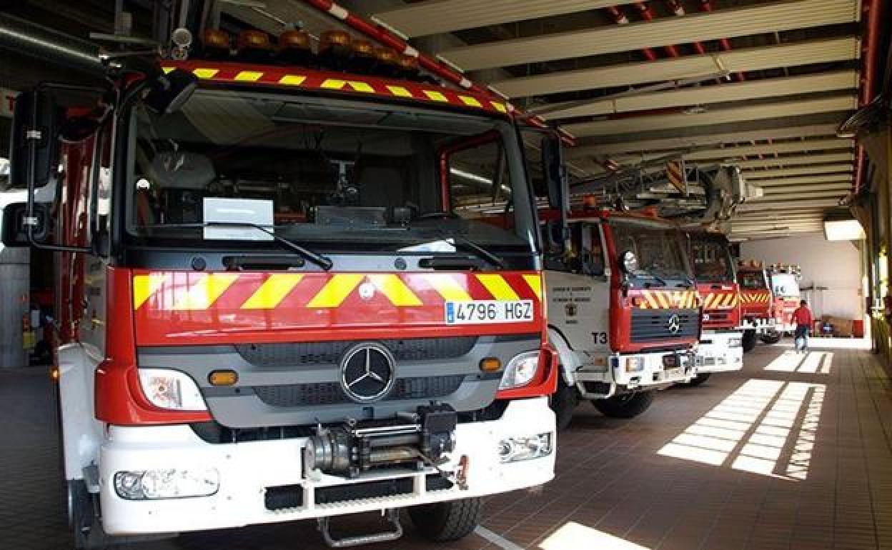 Vehículos del parque de Bomberos de Burgos