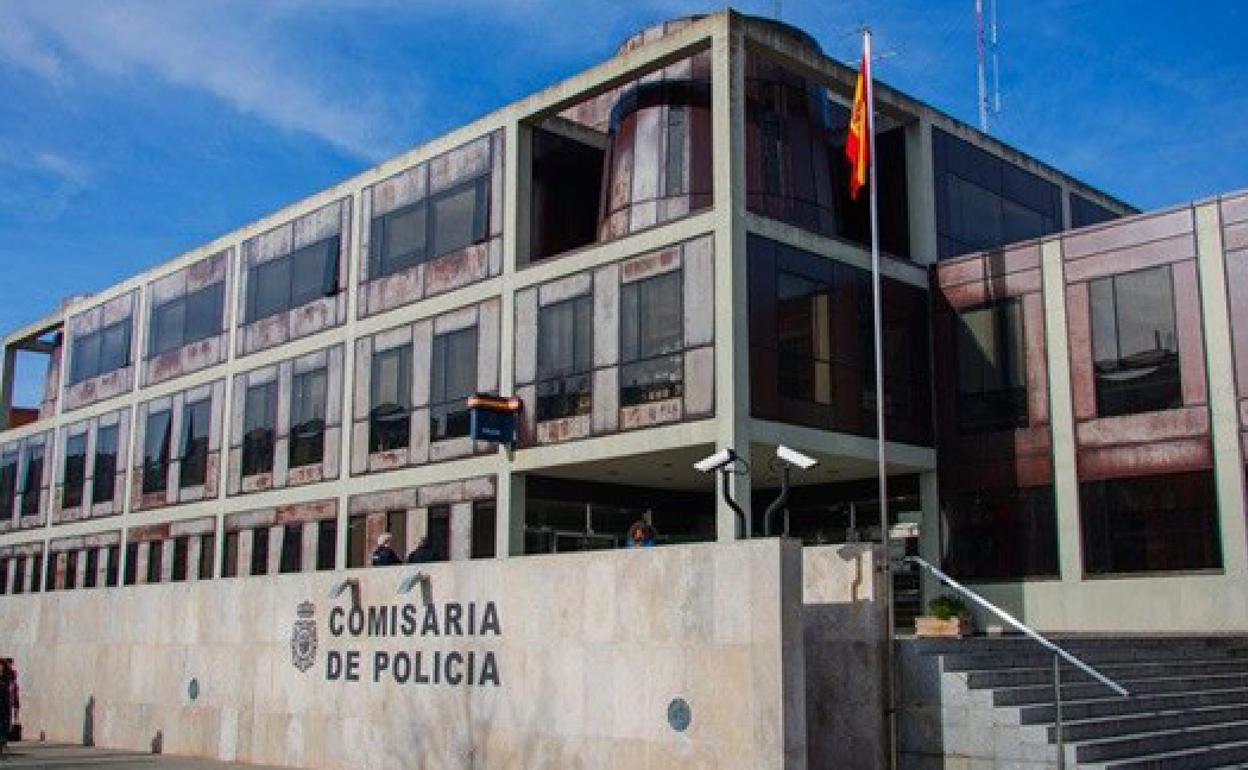 Comisaria de Policía. 