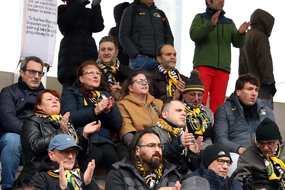 La grada estuvo completa