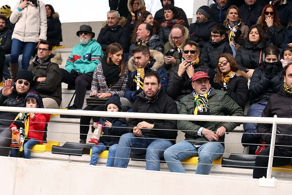 La grada estuvo completa