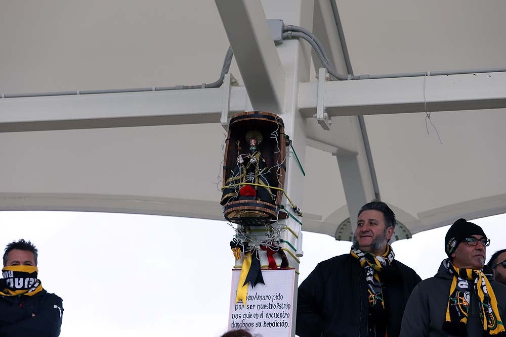 La grada estuvo completa