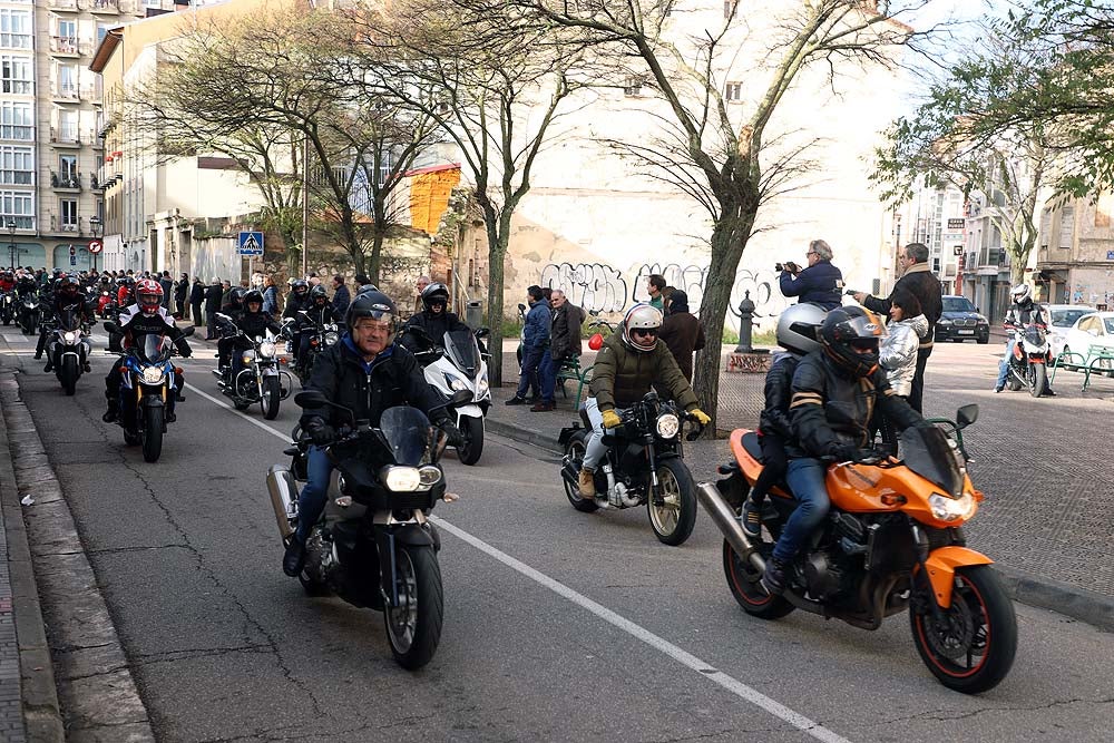 Papá Noel llega en moto