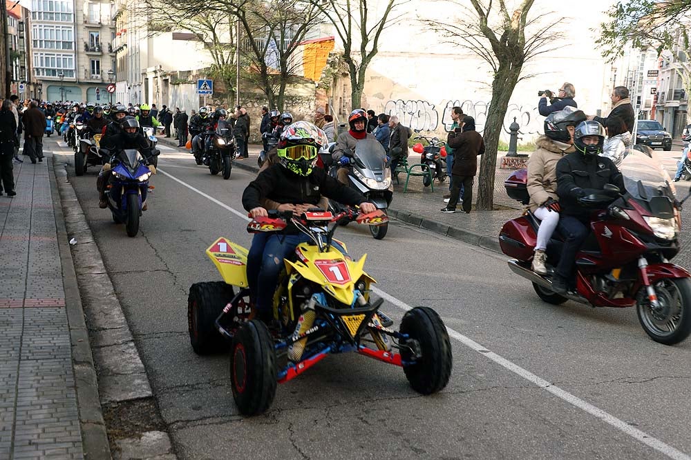 Papá Noel llega en moto