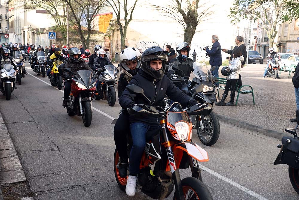 Papá Noel llega en moto