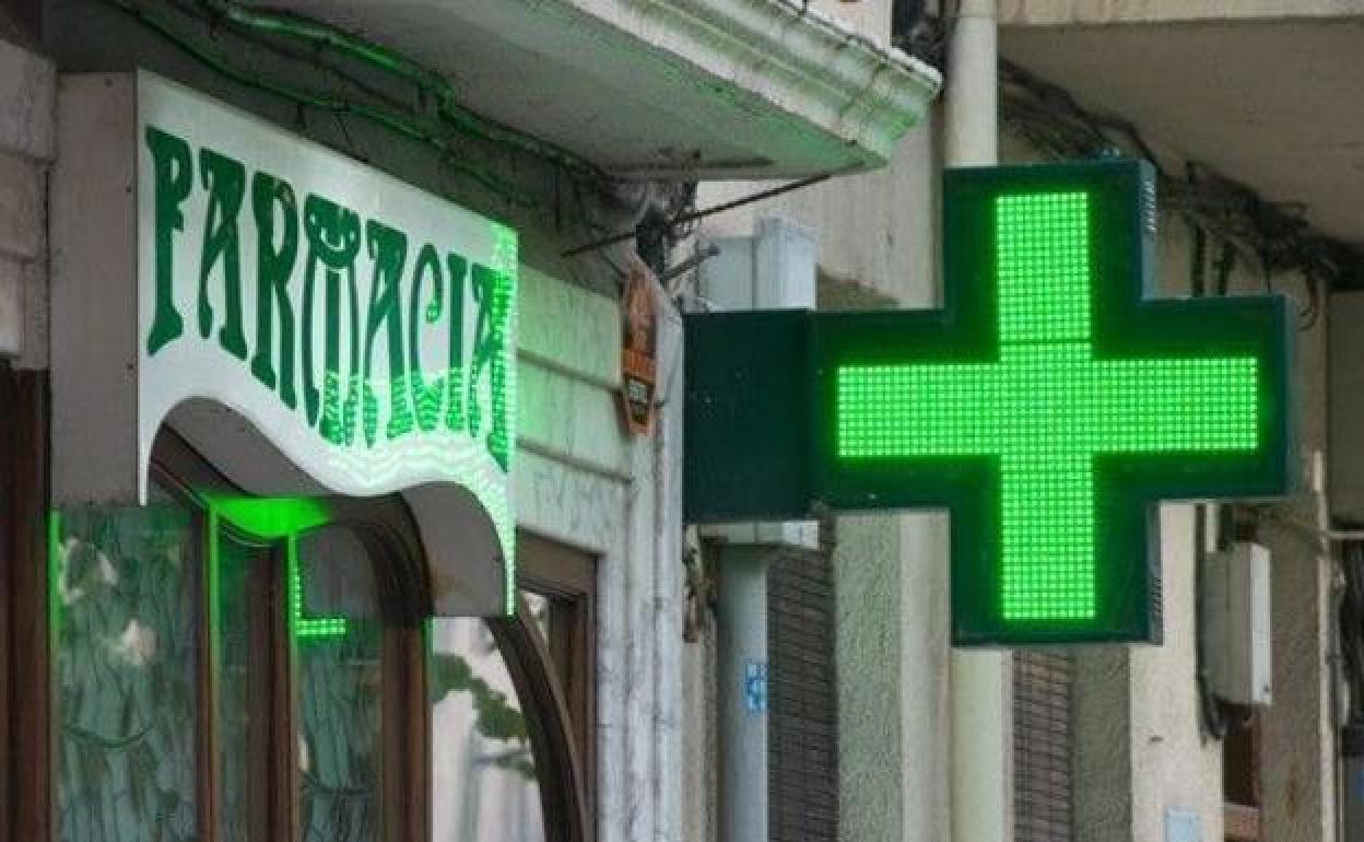 Las 201 farmacias burgalesas, preparadas para colaborar en el abandono del tabaquismo ante la financiación de los tratamientos