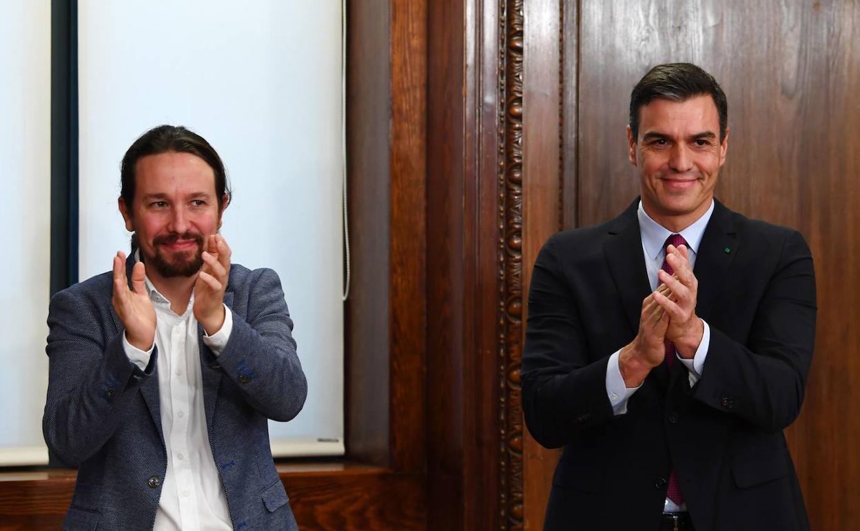 Pablo Iglesias y Pedro Sánchez. 