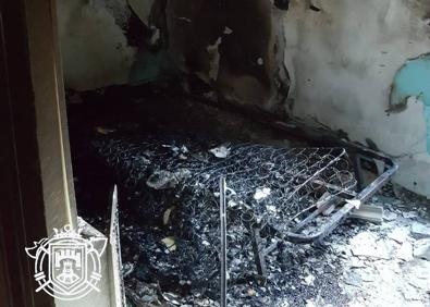 Imagen secundaria 1 - Un incendio calcina un colchón en una vivienda de Cueva de Juarros