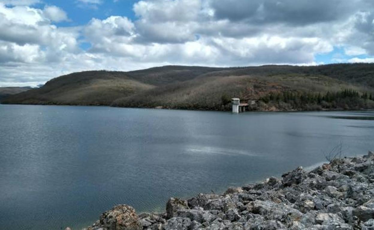 Los embalses burgaleses despiden el año con reservas de agua muy superiores a la media de la última década