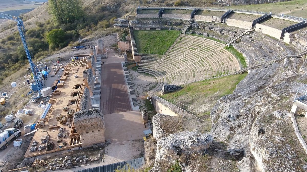 Fotos: Obras de rehabilitación del teatro romano de Clunia