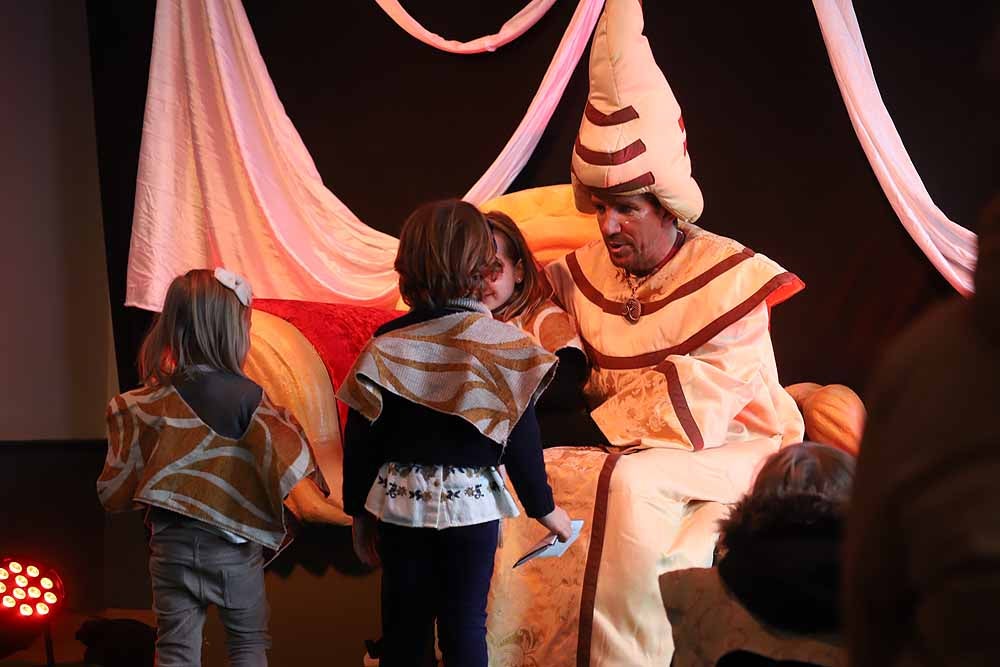 Fotos: Emisarios y pajes reales, avanzadilla de Melchor, Gaspar y Baltasar