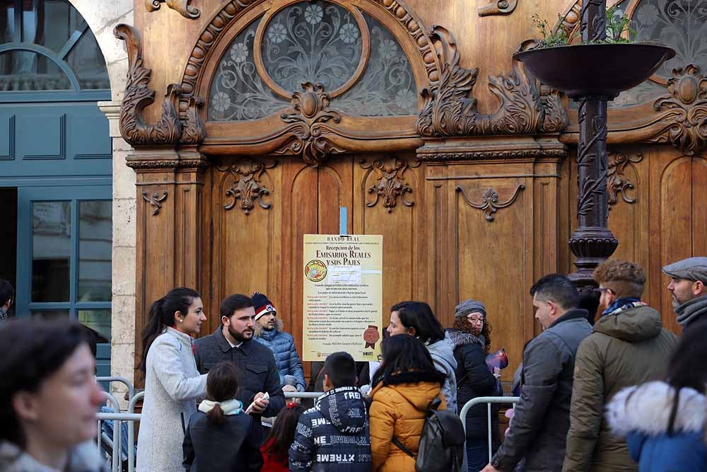 Fotos: Emisarios y pajes reales, avanzadilla de Melchor, Gaspar y Baltasar