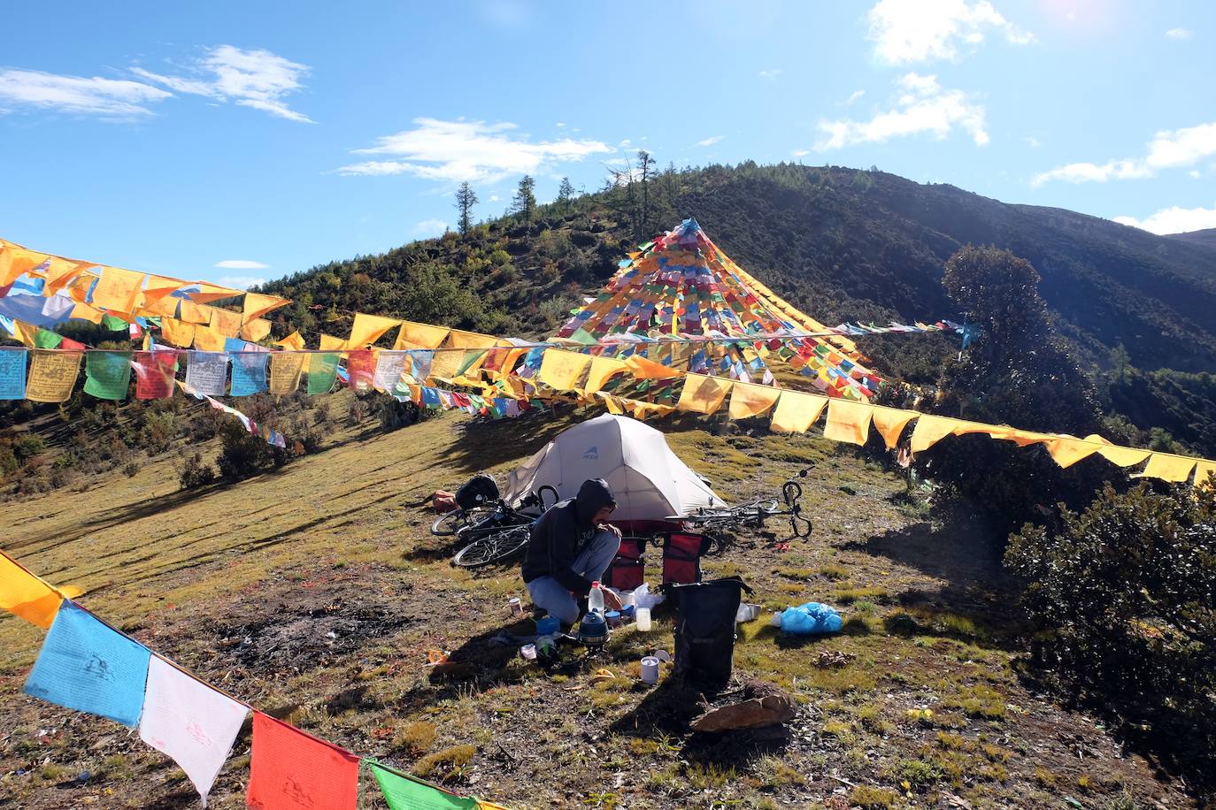 Acampados en su último pase en altura a 3.800 metros.