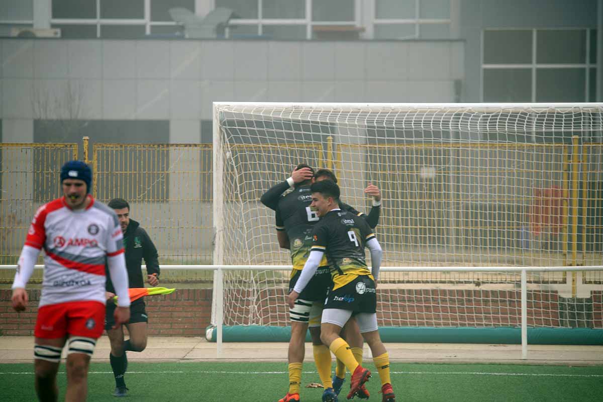 Fotos: Así ha sido la derrota del UBU Colina Clinic ante el Ampo Ordizia