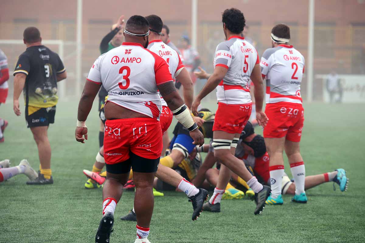 Fotos: Así ha sido la derrota del UBU Colina Clinic ante el Ampo Ordizia