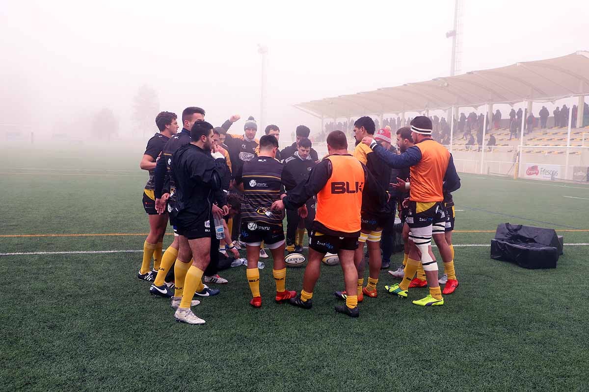 Fotos: Así ha sido la derrota del UBU Colina Clinic ante el Ampo Ordizia