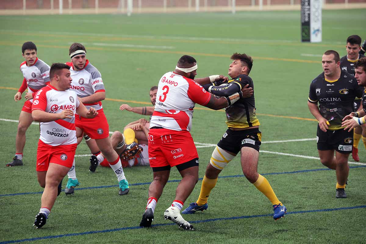 Fotos: Así ha sido la derrota del UBU Colina Clinic ante el Ampo Ordizia