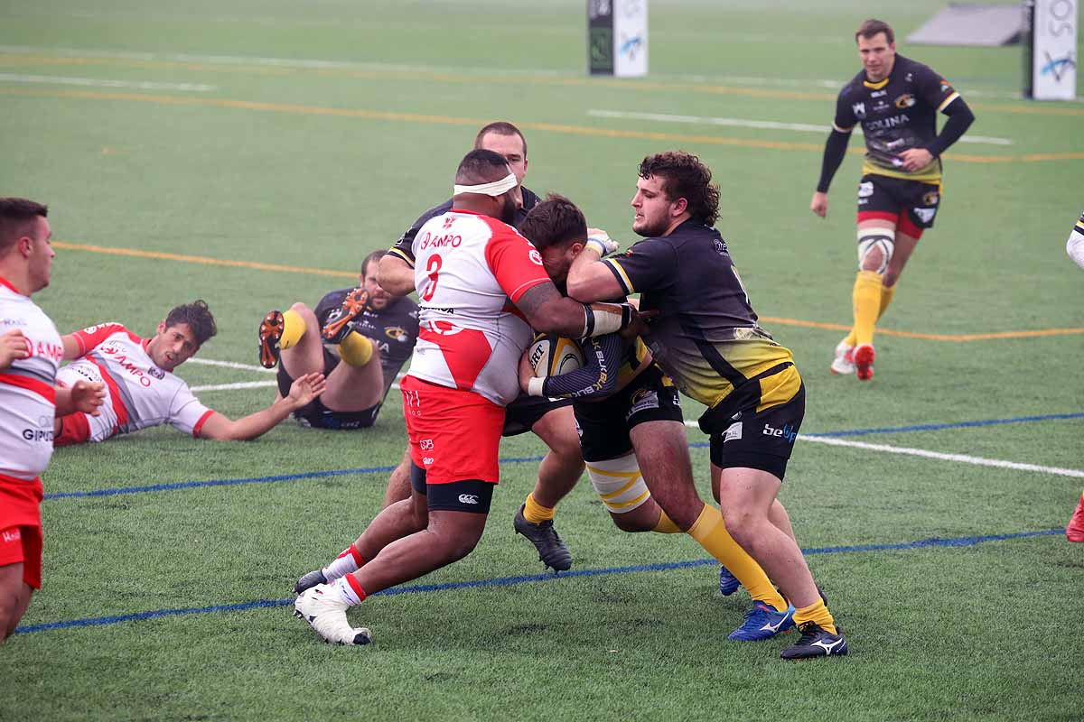 Fotos: Así ha sido la derrota del UBU Colina Clinic ante el Ampo Ordizia