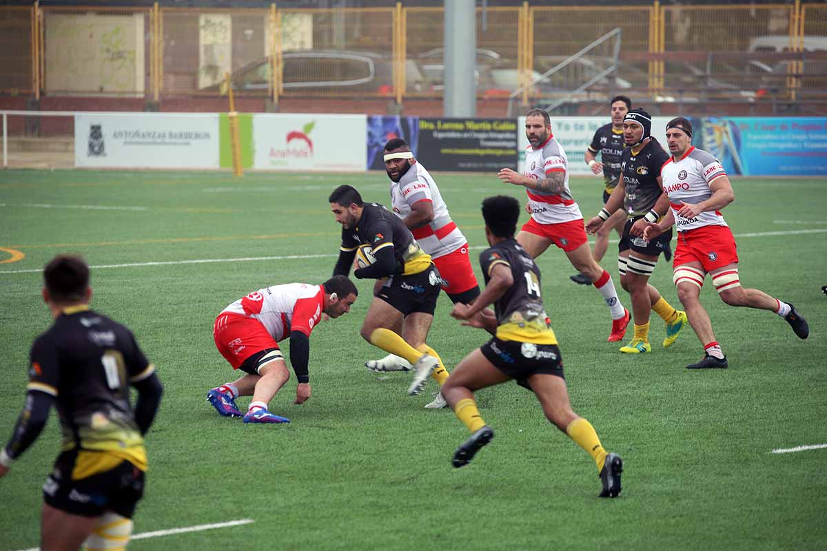 Fotos: Así ha sido la derrota del UBU Colina Clinic ante el Ampo Ordizia