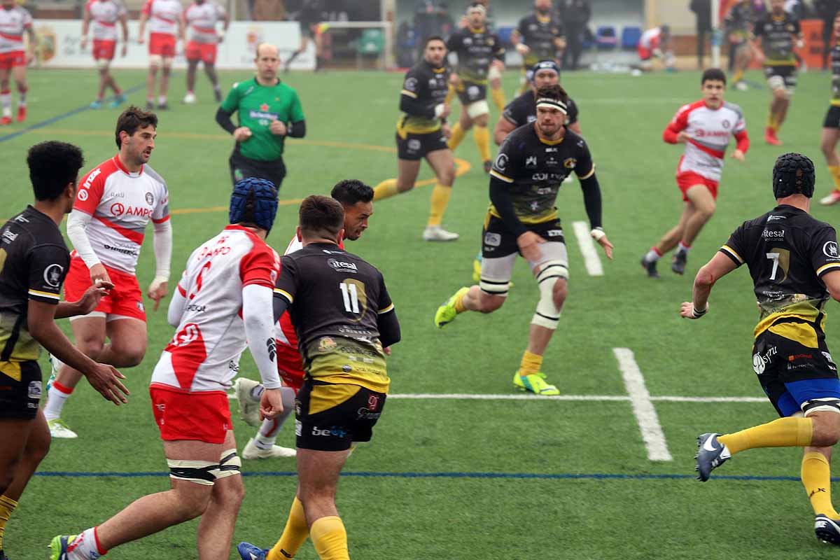 Fotos: Así ha sido la derrota del UBU Colina Clinic ante el Ampo Ordizia