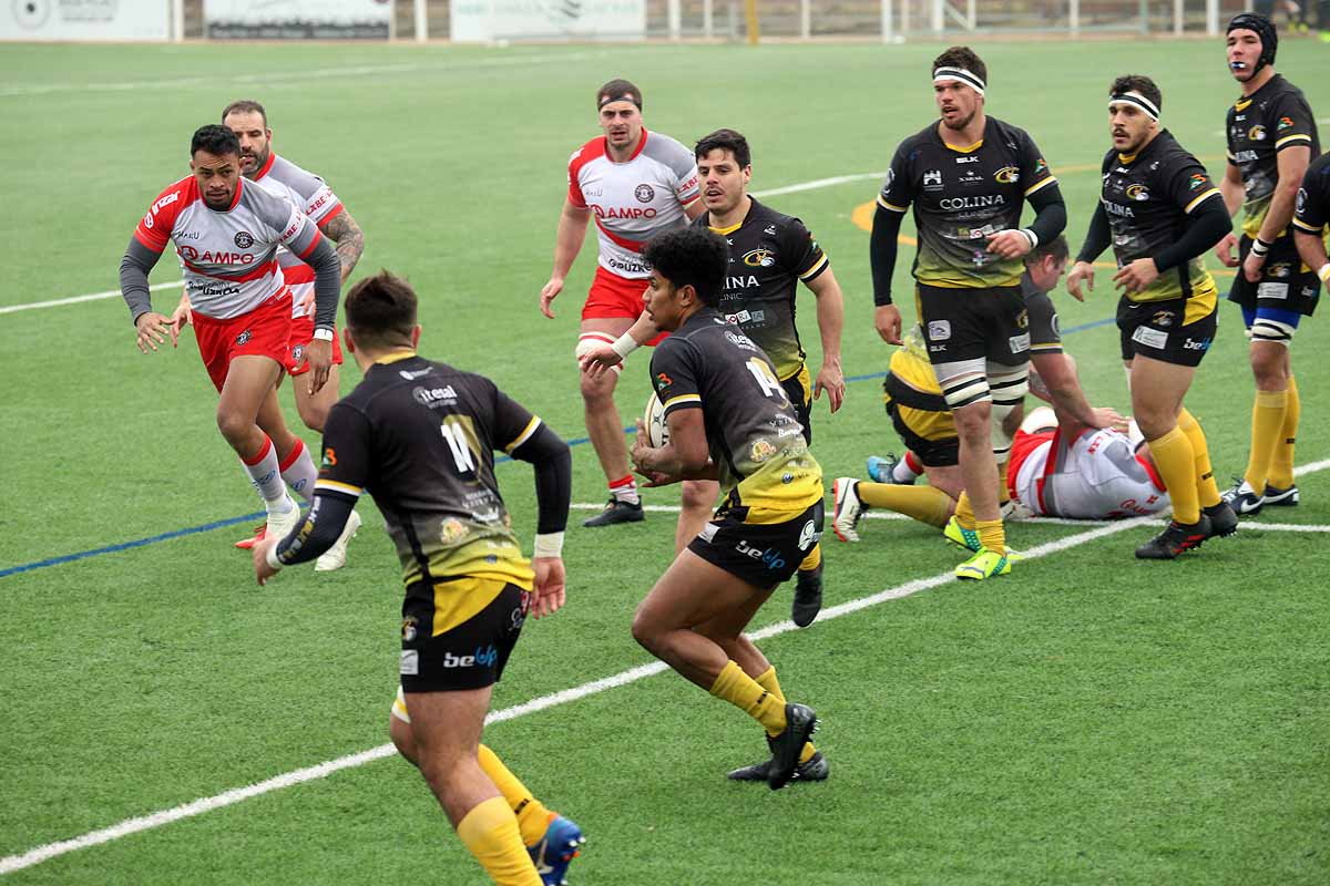 Fotos: Así ha sido la derrota del UBU Colina Clinic ante el Ampo Ordizia