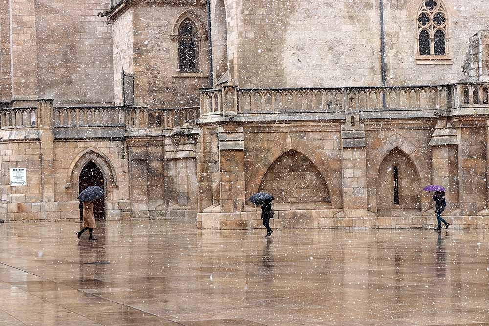 Fotos: La nieve llega a Burgos