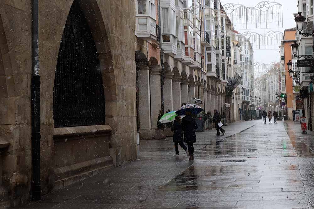 Fotos: La nieve llega a Burgos