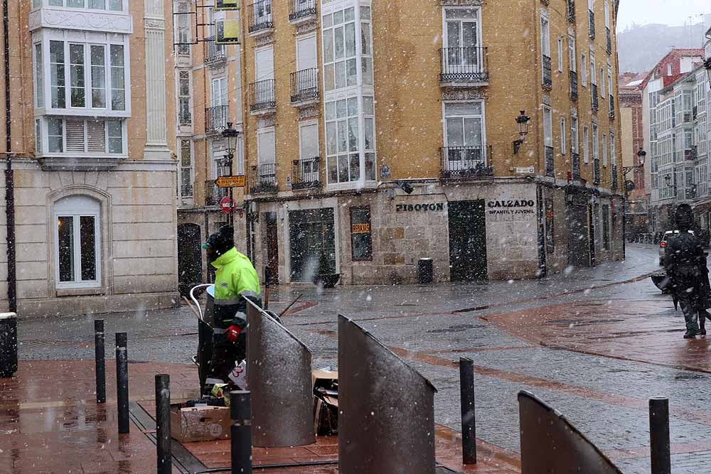 Fotos: La nieve llega a Burgos