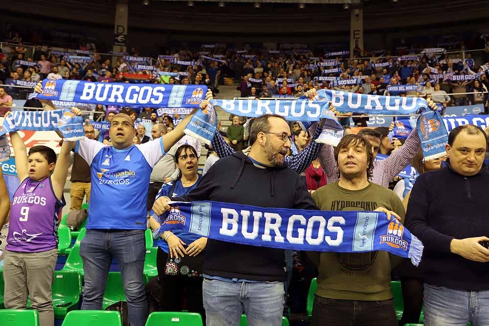 Fotos: ¿Has estado en el Coliseum? Búscate entre el público del San Pablo Burgos-AEK Atenas