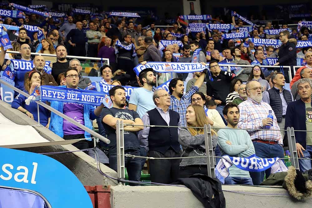 Fotos: ¿Has estado en el Coliseum? Búscate entre el público del San Pablo Burgos-AEK Atenas