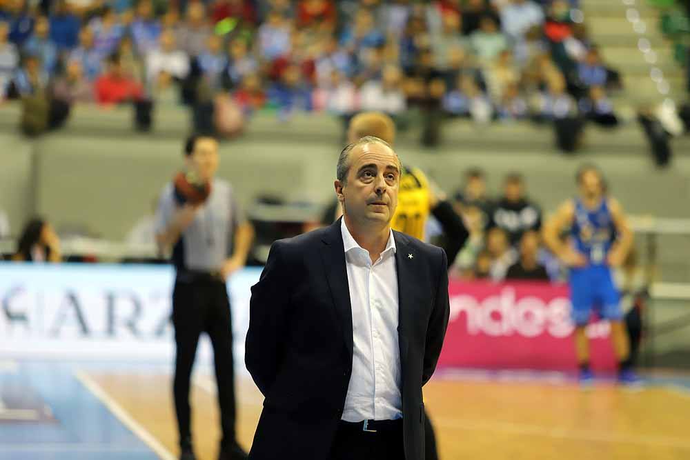 Los canarios dominaron todo el encuentro en El Coliseum.