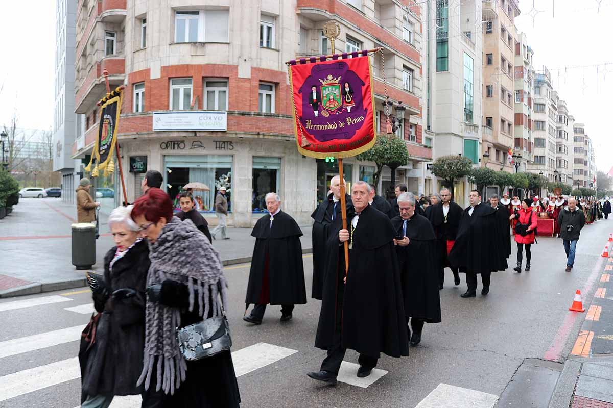 Fotos: La ciudadanía burgalesa desfila para honrar a su patrón San Lesmes Abad