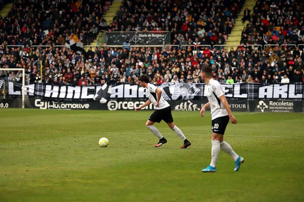 Fotos: Imágenes del encuentro entre el Burgos CF y la Cultural Leonesa