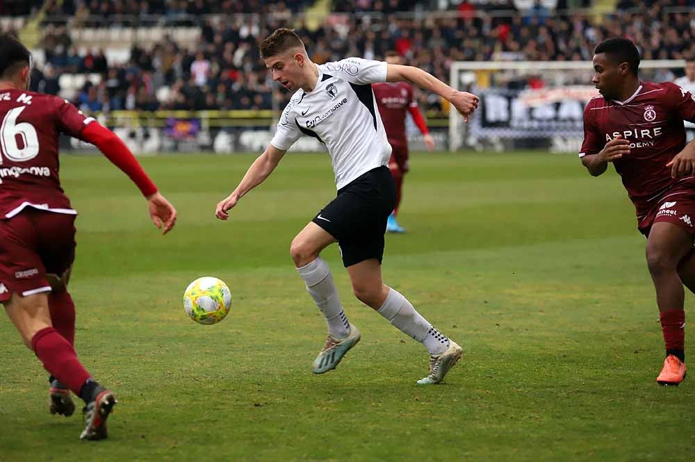 Fotos: Imágenes del encuentro entre el Burgos CF y la Cultural Leonesa