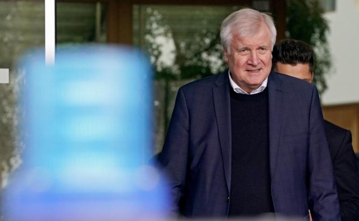 El ministro del Interior, Horst Seehofer, este vienes.