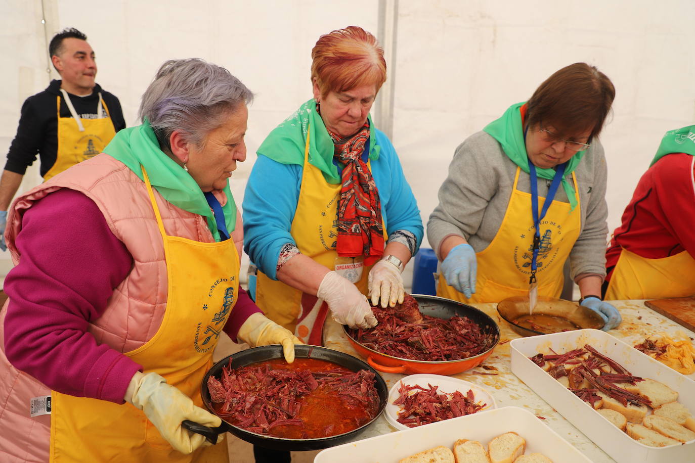 Fotos: La cecina, protagonista de San Pedro de la Fuente