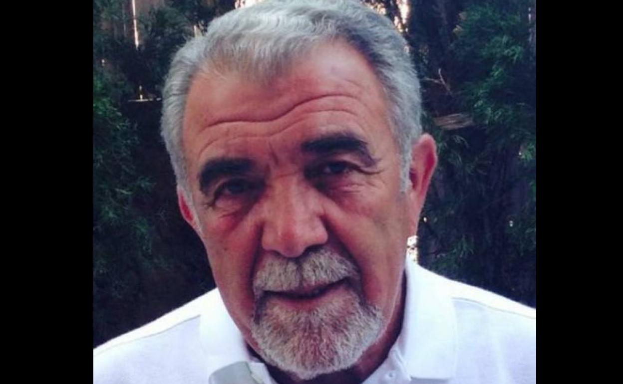 Gómez ofrece charlas para padres, educadores y alumnos. 