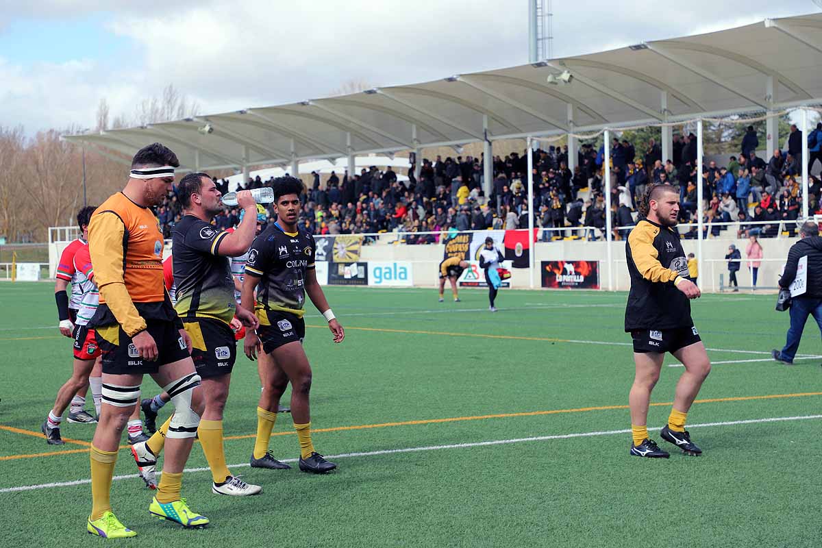 La afición se entregó con los gualdinegros que cosecharon otra victoria en casa.